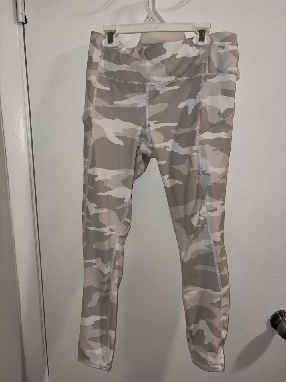 Athleta Beige and White Camo Girls' Leggings
